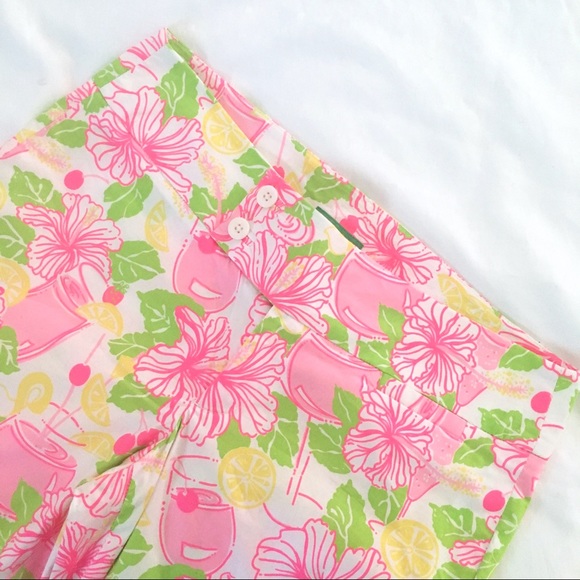 SOLD! 💚Lilly Pulitzer Palm Beach Capris - Picture 6 of 7